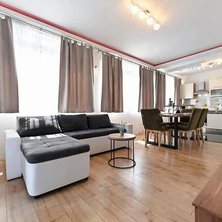 Holiday home Charmantes In By Interhome