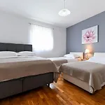Feriehus Charmantes In By Interhome *