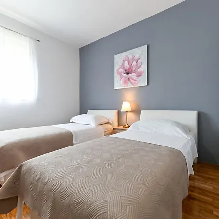펜션 Charmantes In By Interhome